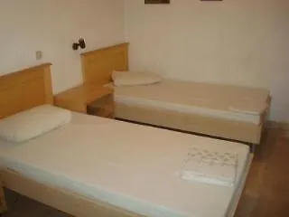 Hotel Tzitzifies